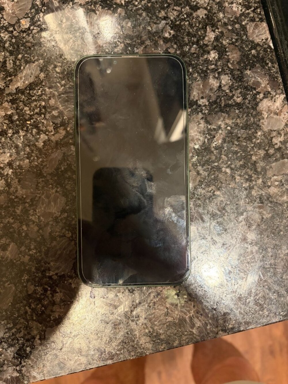 Apple iPhone 13 Green 128GB For Parts Repair Black Screen Powers On AS-IS
